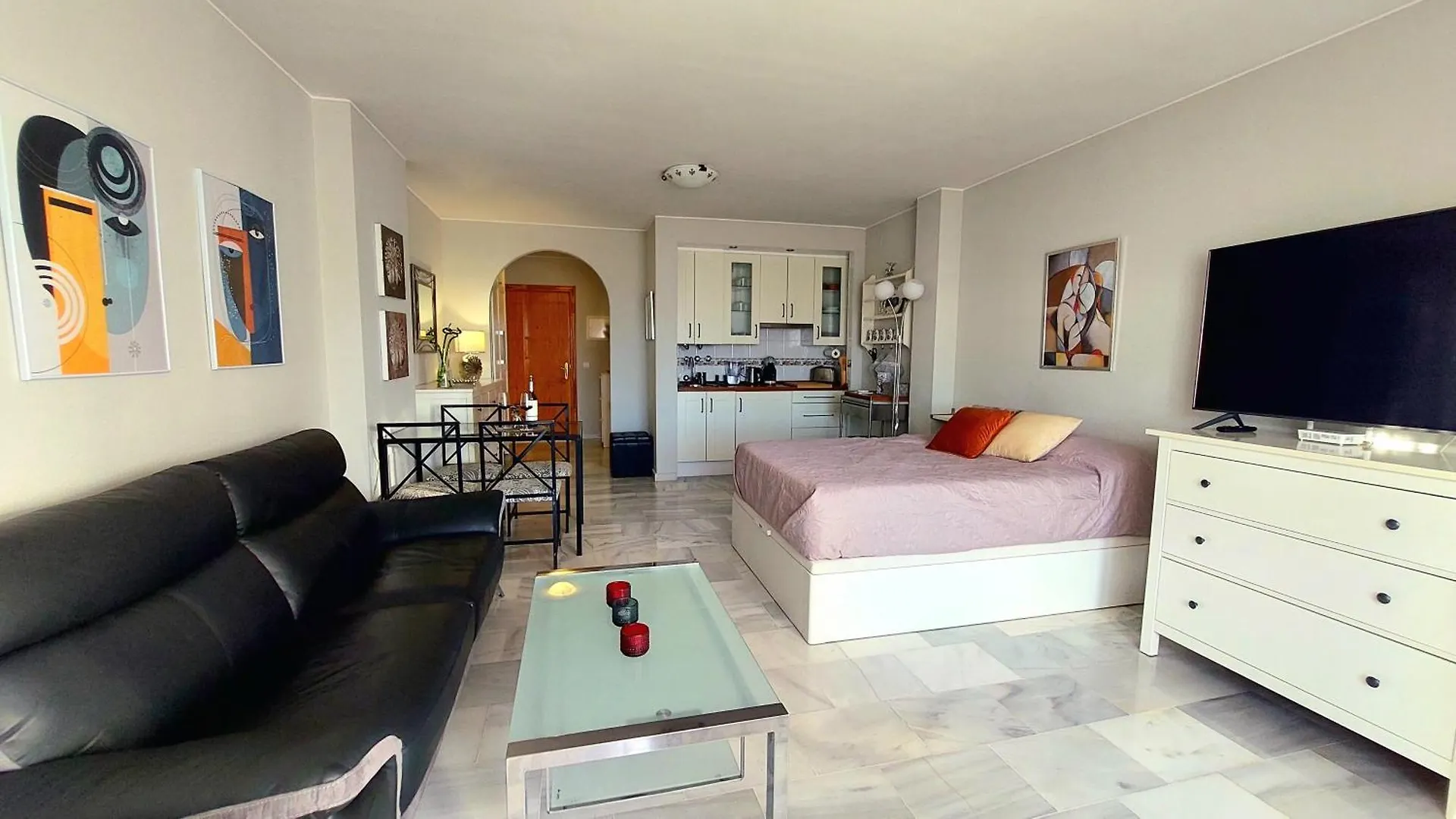 Estudio Pasodoble. Pueblo Evita Benalmadena Apartment